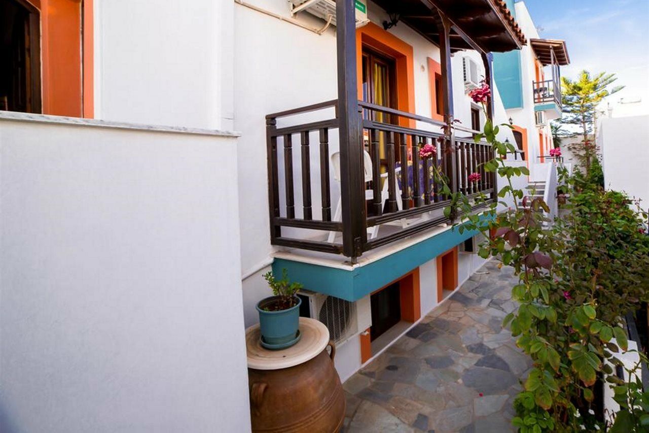 Creta Mar-Gio Aparthotel Malia Buitenkant foto